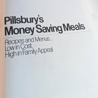 1975 Pillsbury Money Saving Meals, Hardcover