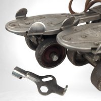 Vintage Hustler Speed King Metal Adjustable Rollerskates