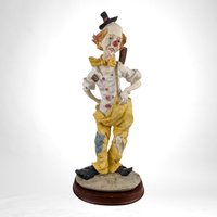 Vintage 13.5-Inch Resin Standing Circus Clown Figurine | Whimsical Home Decor | Collectible Clown Art Piece | Gift for Circus Enthusiasts