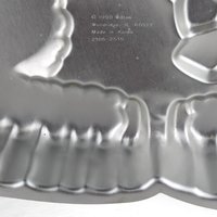 1990 Wilton Lamb Cake Pan