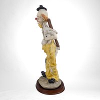 Vintage 13.5-Inch Resin Standing Circus Clown Figurine | Whimsical Home Decor | Collectible Clown Art Piece | Gift for Circus Enthusiasts