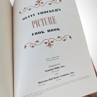 Vintage 1950 Betty Crocker's Picture Cookbook - Hardcover, Culinary Classic, Retro Kitchen Decor