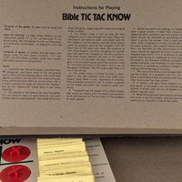Vintage 1978 Bible Tic Tac Know Game, Christian Board Game, Family Game Night, Religious Education, Sunday School Game, Collectible Game