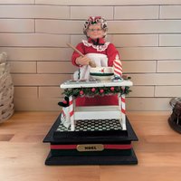 Vintage 1994 Holiday Creations Mrs. Claus, Animated & Musical, Christmas Decor, Baking Scene,  Lights/Music, SMALL IMPERECTION