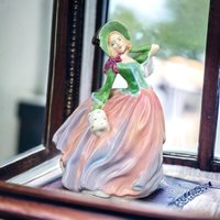 Vintage Royal Doulton "Autumn Breezes" Figurine | HN 1911 | Porcelain Collectible | English Figurine
