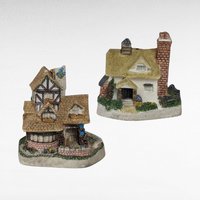 Pair of Vintage David Winter Cottage Ornaments: Buttercup Cottage and Flower Shop (1995)