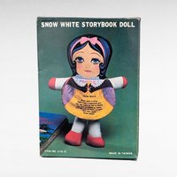 Vintage Snow White Storybook Doll with Box - 9" Soft Doll - Collectible Book Character Doll