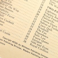 Vintage 1950s Kingsbridge Solitaire Game | Complete with Cards and Book | Retro Board Game | Travel Game | Gift for Card Game Enthusiast