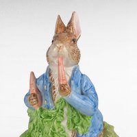 Vintage Schmid Peter Rabbit Music Box, "Here Comes Peter Cottontail" Tune, Beatrix Potter Ceramic Figurine, Collectible Children's Gift