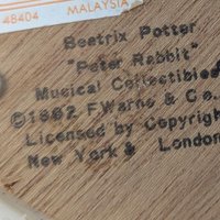Vintage Schmid Peter Rabbit Music Box, "Here Comes Peter Cottontail" Tune, Beatrix Potter Ceramic Figurine, Collectible Children's Gift