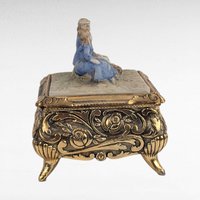 Metal Music Jewelry Box, Couple Figurine Topper, Non-Working Music Box, Vintage Trinket Box, Romantic Gift