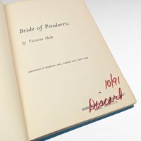 1963 Bride of Pendorric Victoria Holt, Hardcover Book, Vintage Gothic Romance, Mystery Novel, Suspenseful Read