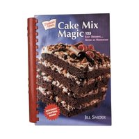 Vintage Dessert Cookbook Set: 2002 Duncan Hines Cake Mix Magic & 1964 Ladies Home Journal Cookbook
