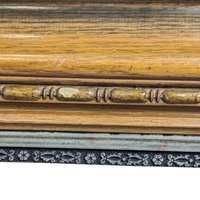 Antique Large Ornate Wood Picture Frame: Portrait