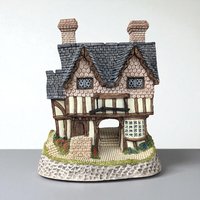 1987 David Winter "Gunsmiths Cottage" | The Midlands Collection | with COA and Box