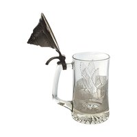 Etched Canadian Goose Glass Beer Stein: Nature-Themed Drinkware