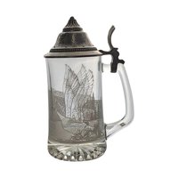 Etched Canadian Goose Glass Beer Stein: Nature-Themed Drinkware