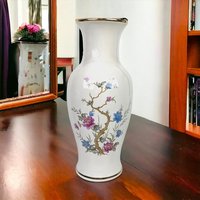 Vintage Royal Haeger Vase: White Ceramic with Gold Floral Trim