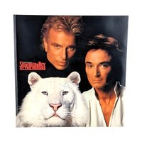 Vintage Siegfried & Roy Mirage Program Book: Las Vegas Magic Memorabilia