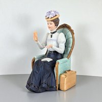 Vintage 1982 Avon Albee Award Figurine: Presidents Club Collectible