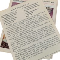 Vintage 1970s Cookery Cards: Marguerite Patten Recipe Box Set