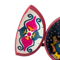 Vintage Gourd Nativity Scene: Hand Painted Peruvian Folk Art Retablo