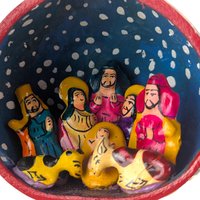 Vintage Gourd Nativity Scene: Hand Painted Peruvian Folk Art Retablo