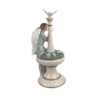 2002 Grandeur Noel Porcelain Angel Figurine
