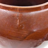 Vintage Watt Pottery 76 Covered Bean Pot