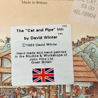 1993 David Winter The Cat and Pipe Inn