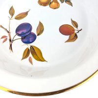 1961 Royal Worcester Evesham Pie Baker