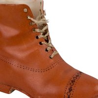 Royal Bayreuth Men’s Ceramic High-Top Shoe