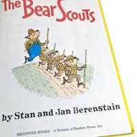 1960s Berenstain Bears Book and 1991 Picture Frame 3 Piece Lot