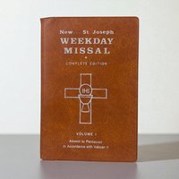 1975 New St. Joseph Weekday Missal Softcover Book
