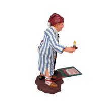 Vintage Dept 56 Mama in Her Kerchief Papa in His Cap Figurine
