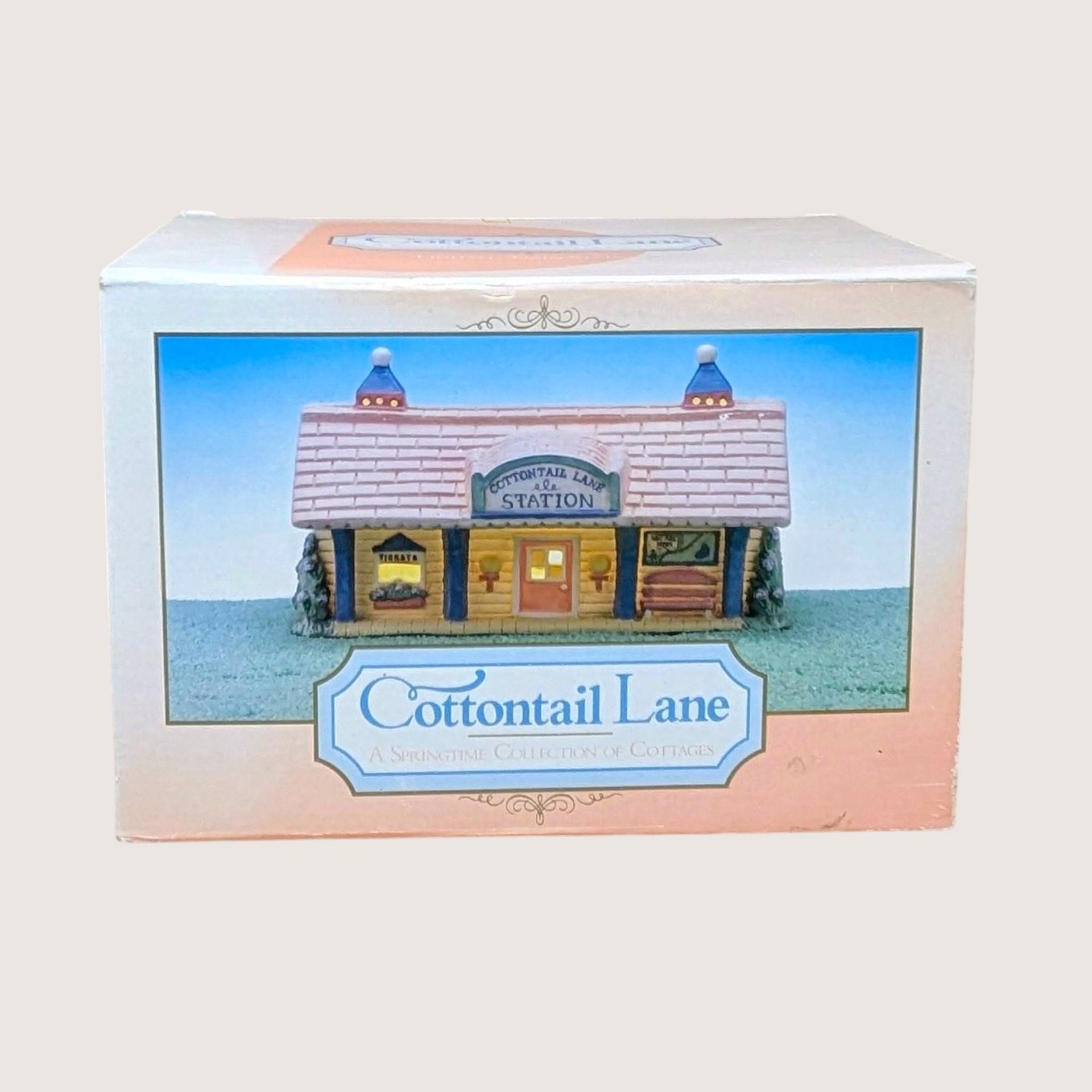 1990s Midwest Cottontail Lane Station