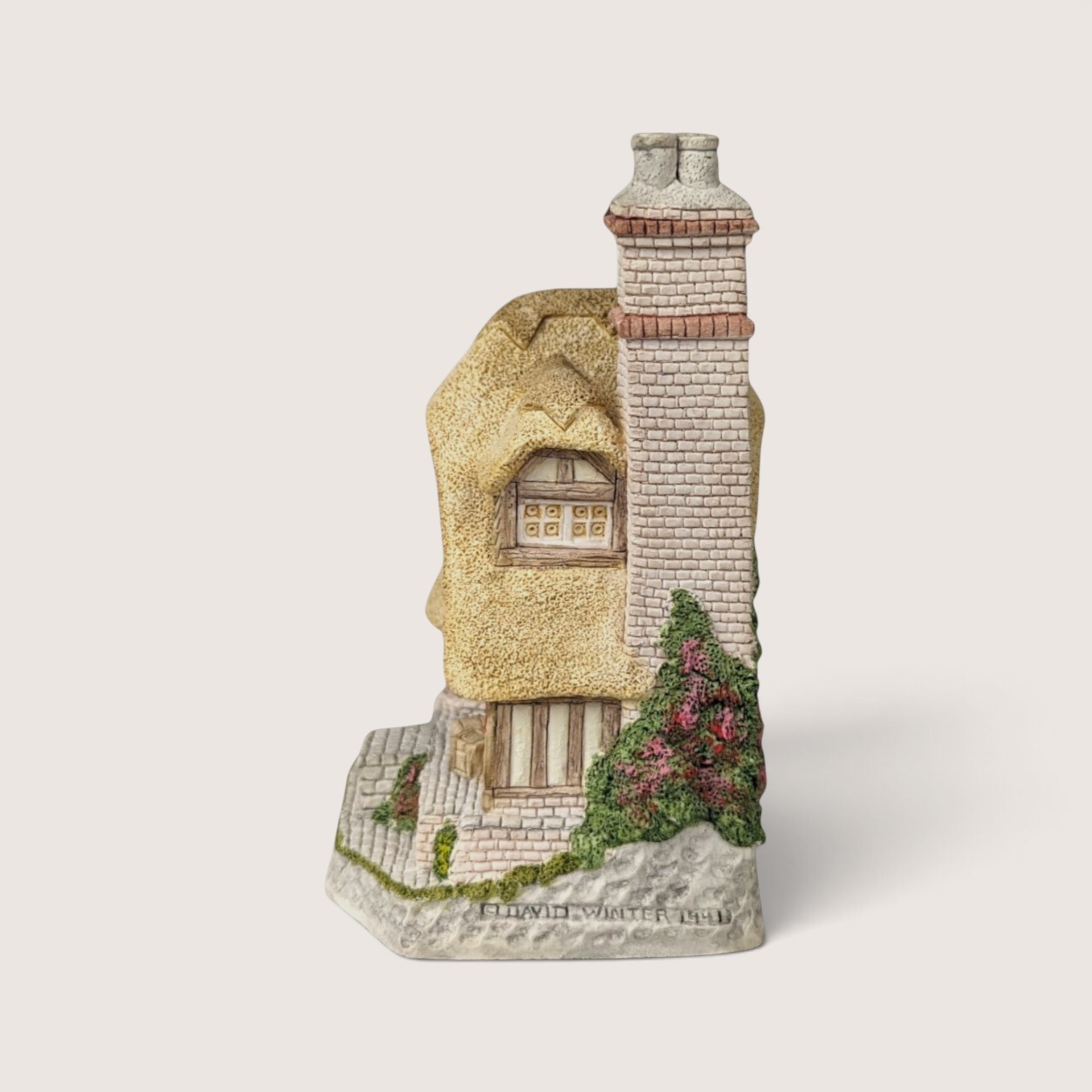 Vintage Signed David Winter Audreys Tea Room Miniature Cottage