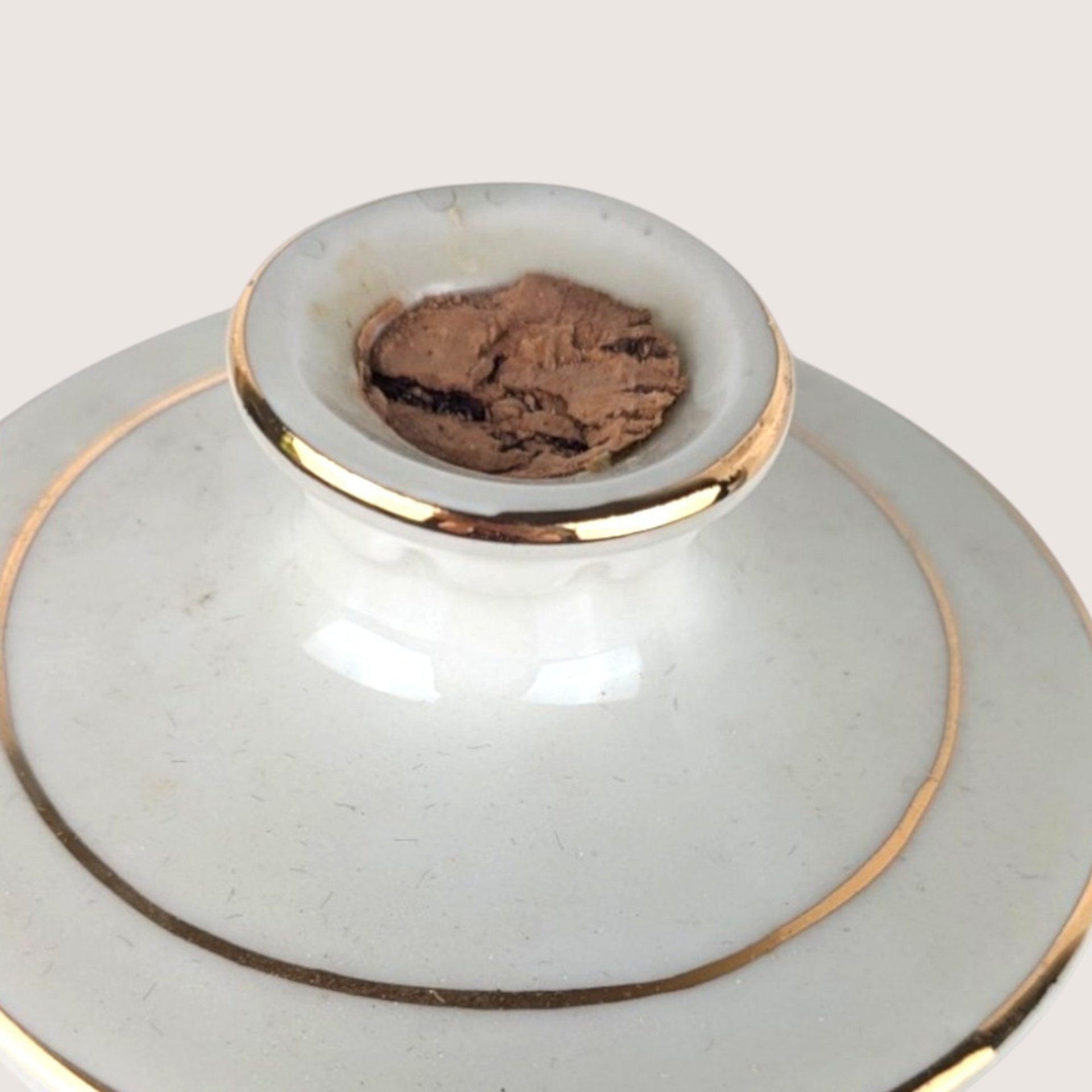 Empty 1970s JP Van Winkle Ceramic Old Commonwealth Coins of Ireland Decanter