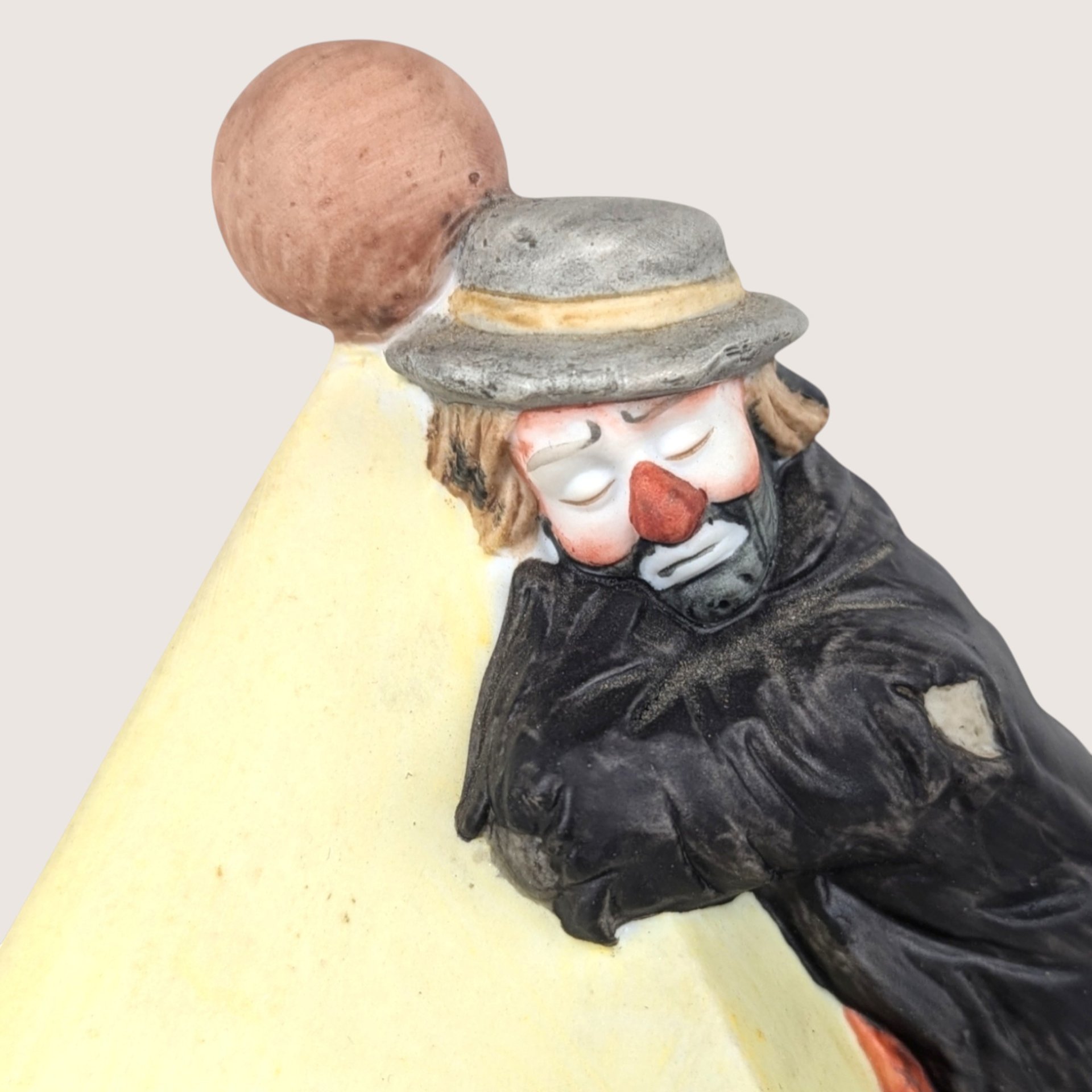Flambro Emmett Kelly Jr. Clown Lantern Figurine