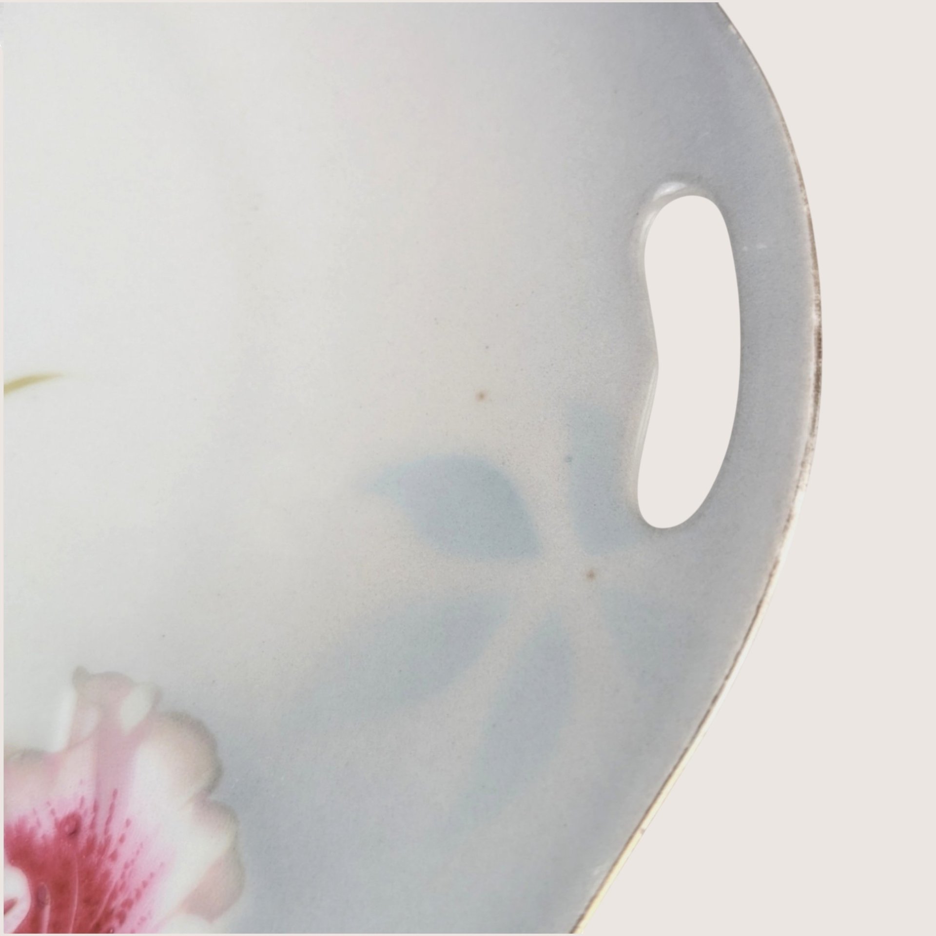 1900s PV Vessra Porcelain Handled Art Nouveau Style Dresser Plate