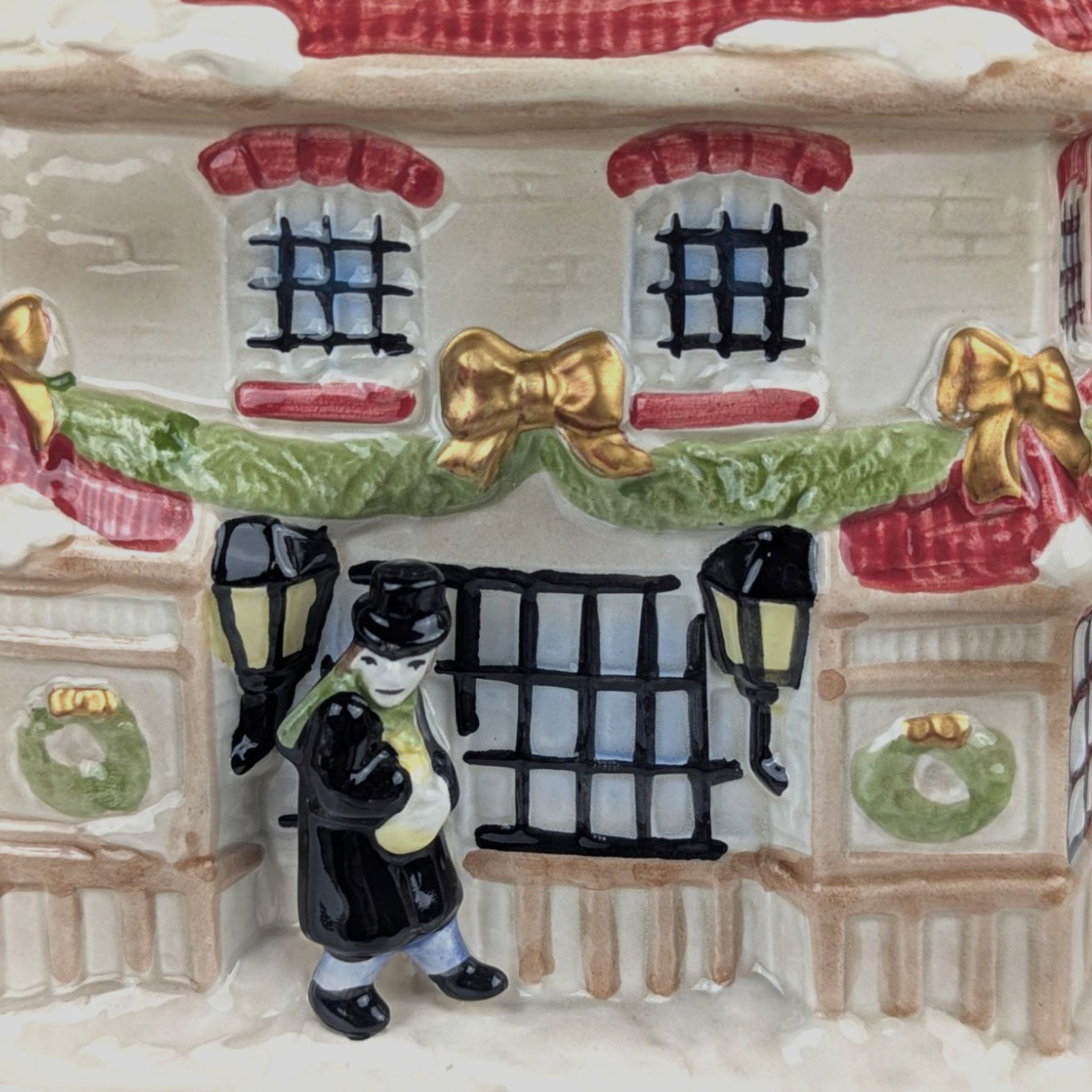 1997 Fitz and Floyd Dickens Christmas Ceramic Teapot