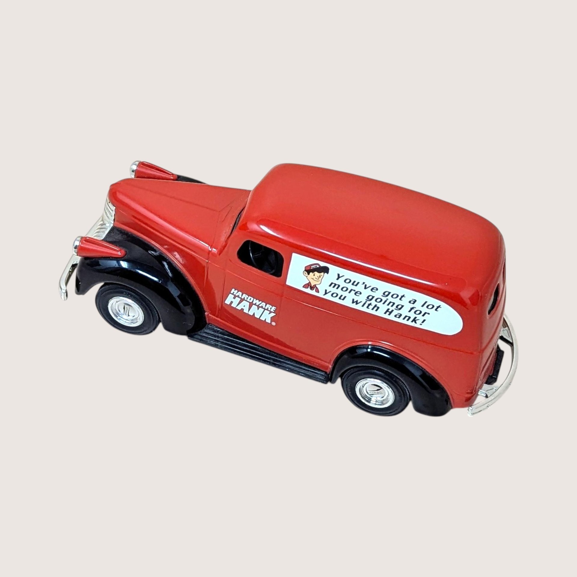 2001 ERTL 1946 Chevy Suburban Hardware Hank Die Cast Bank