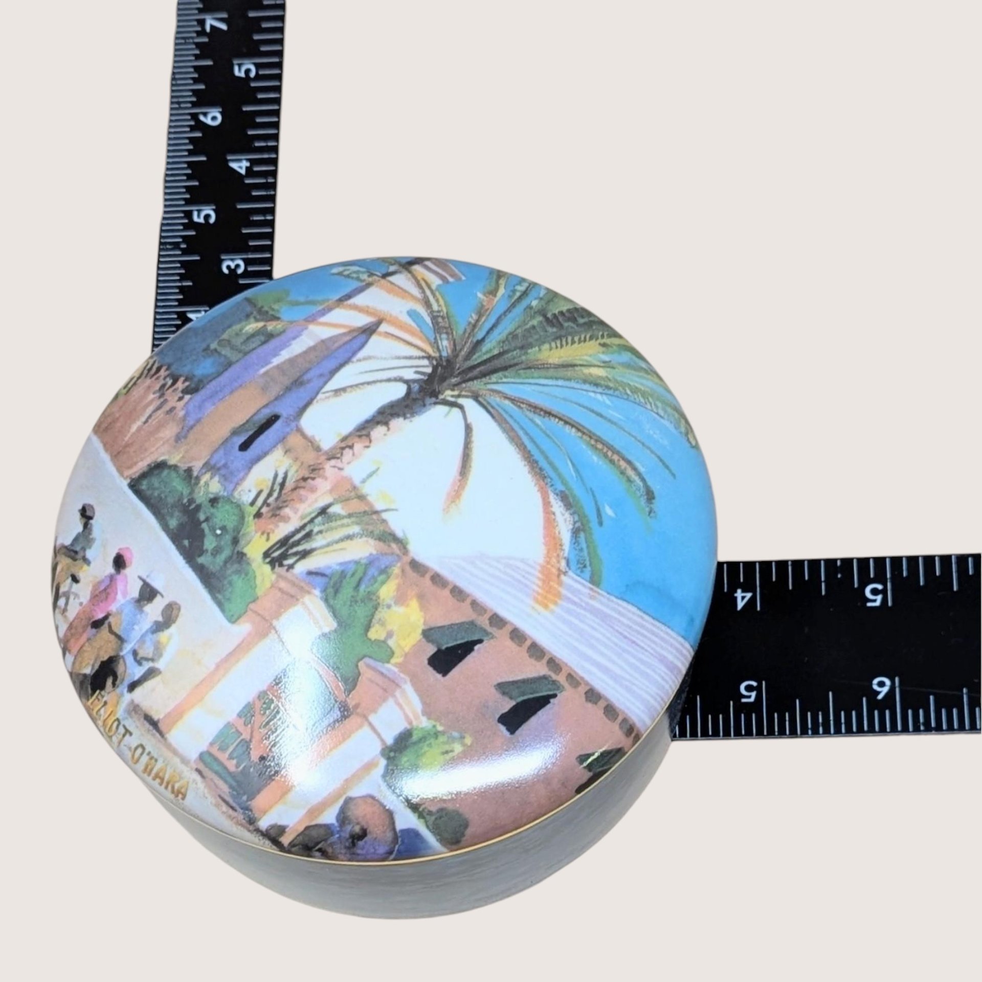 2001 Goebel Bermuda Images Bermuda Gate Covered Trinket Box