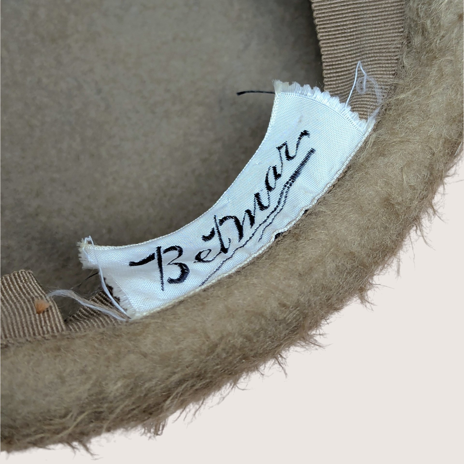 Vintage BelMar Dayton Company Ladies Merri Soie Fur Felt Hat