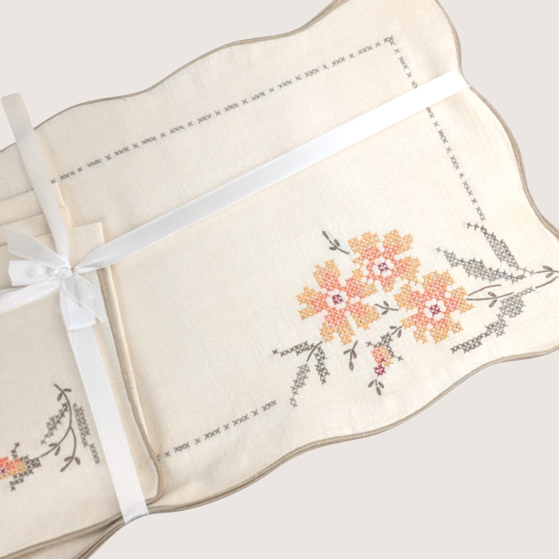 1960s Bucilla Linen Cross Stitch Placemat Set 