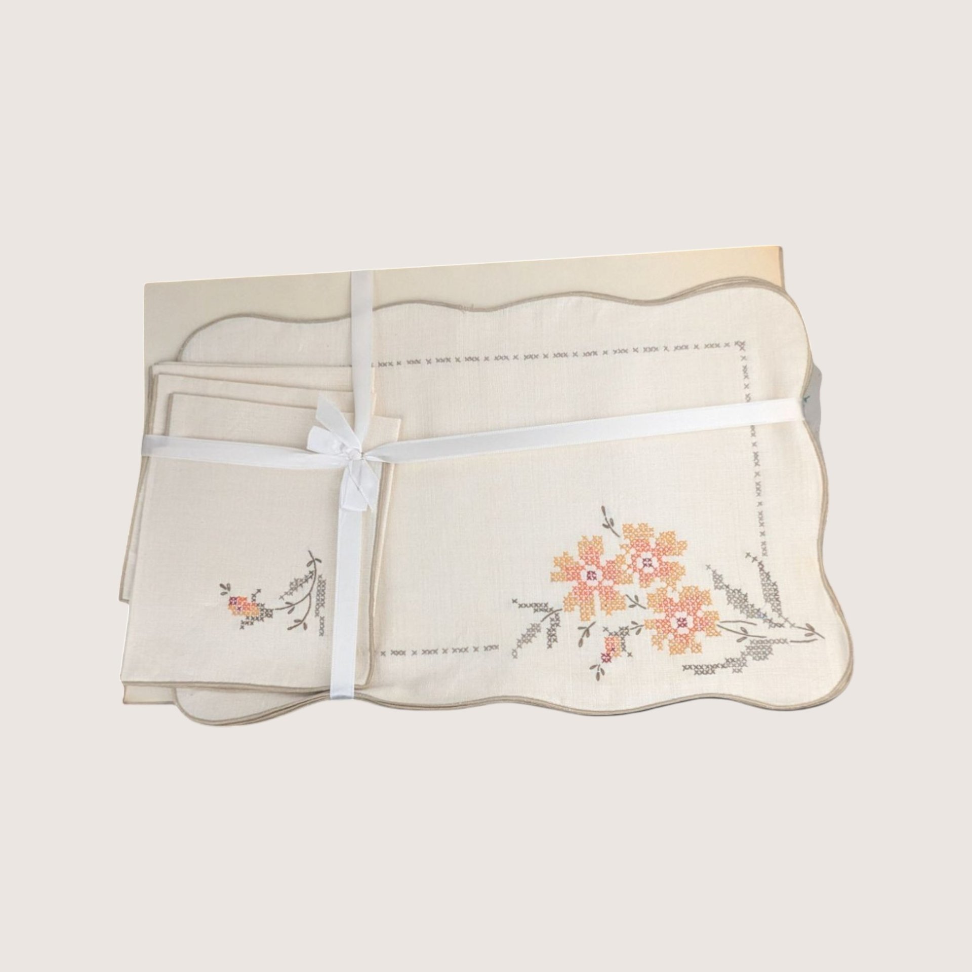 1960s Bucilla Linen Cross Stitch Placemat Set 