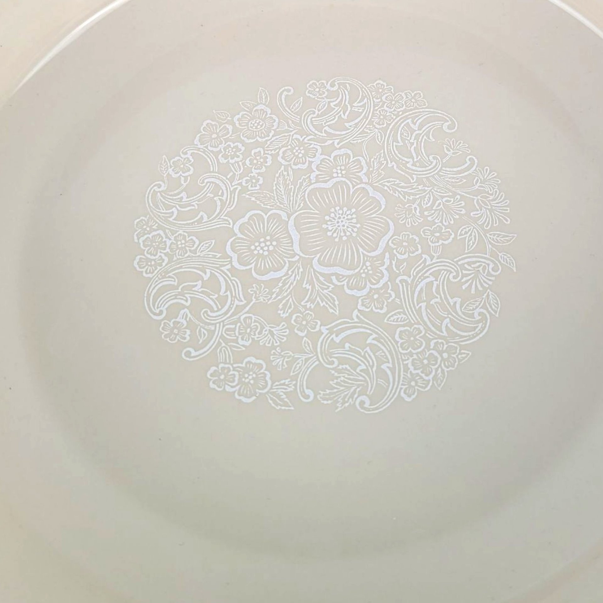 1980s Lenox Porcelain Floral Traditional Serving Bowl