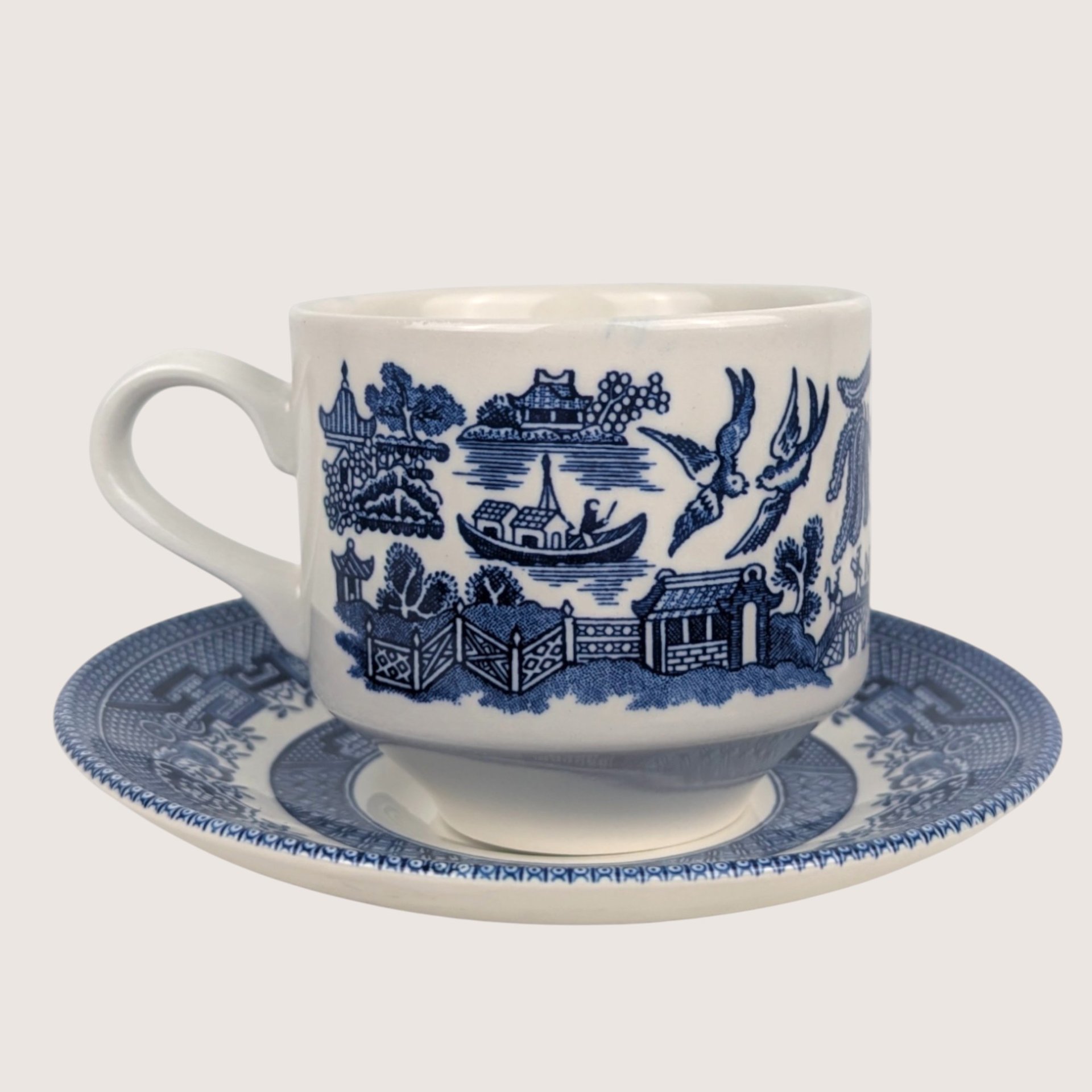 Vintage Churchill Classic Blue Willow 3 Piece Dinner Plate Cup Saucer Set