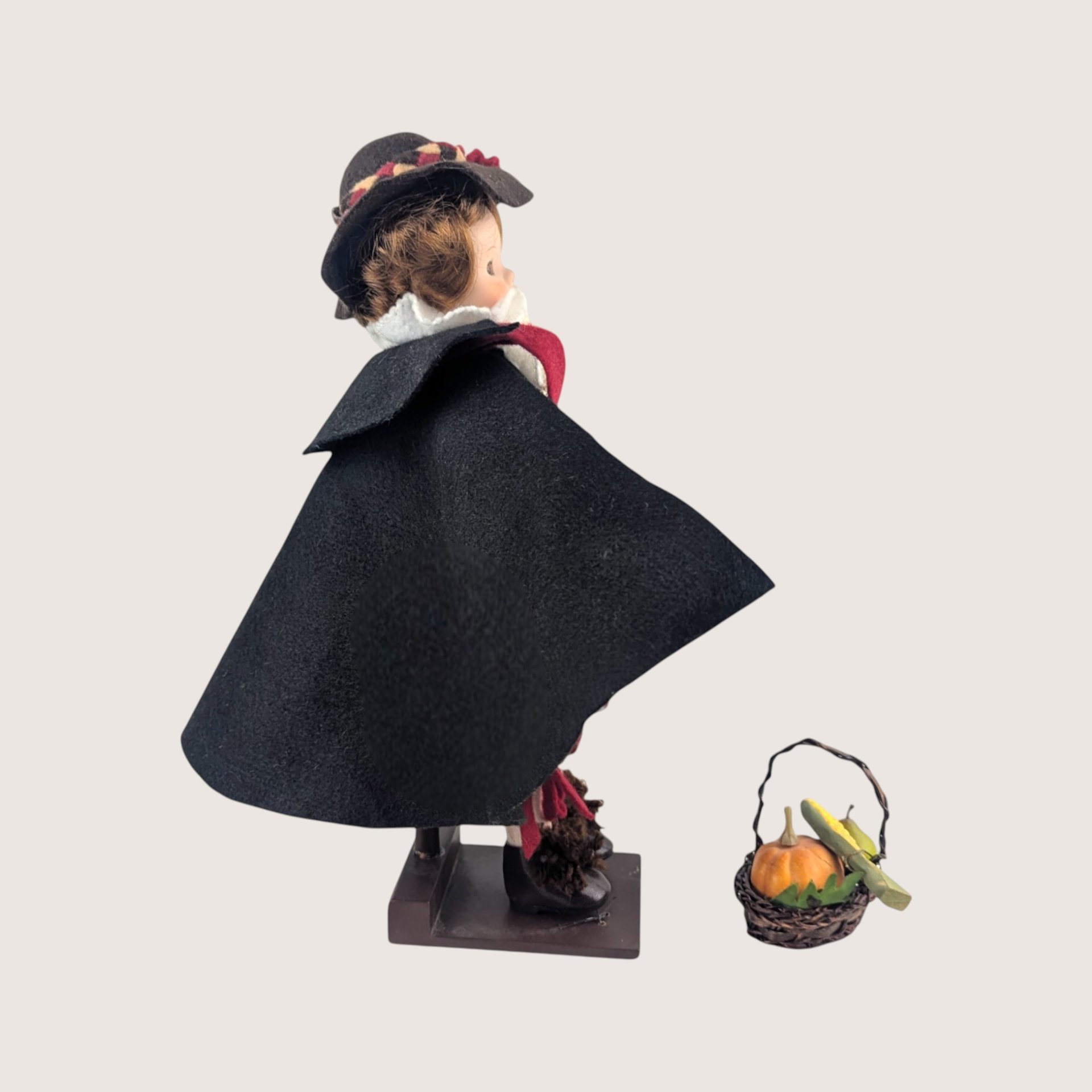 Vintage Mary Michaud Pilgrim Silhouette Doll