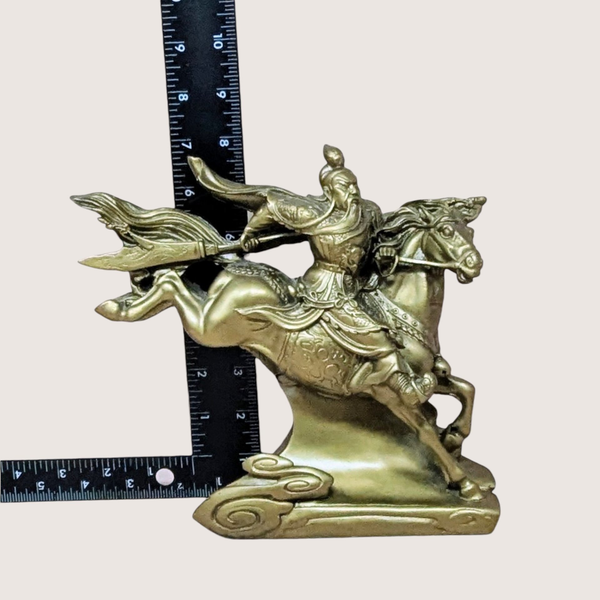 1980s Guan Yu Resin Warrior Statue